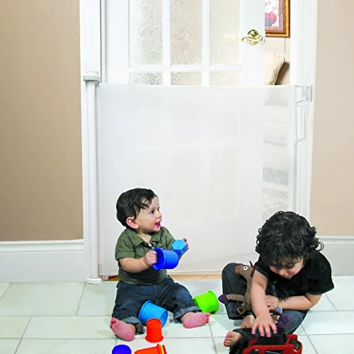 Bily Retractable Safety Gate White