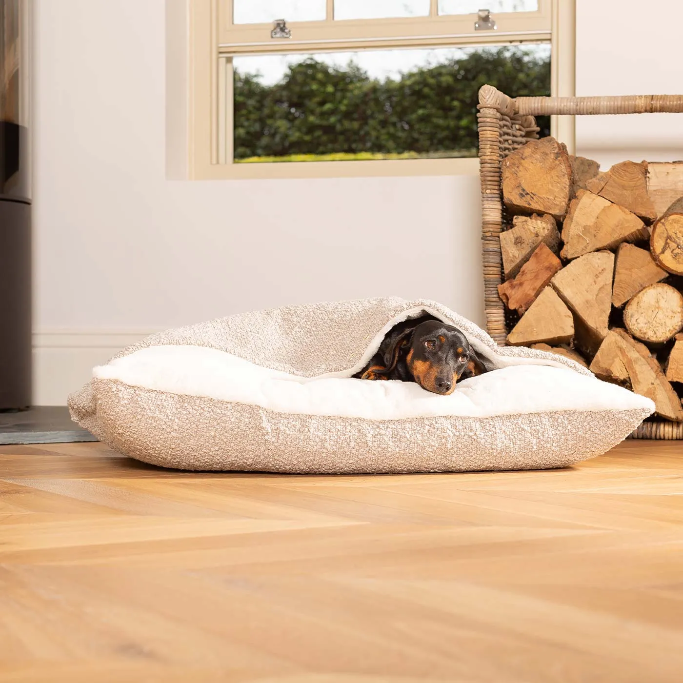 Sleepy Burrows Bed in Mink Bouclé by Lords & Labradors